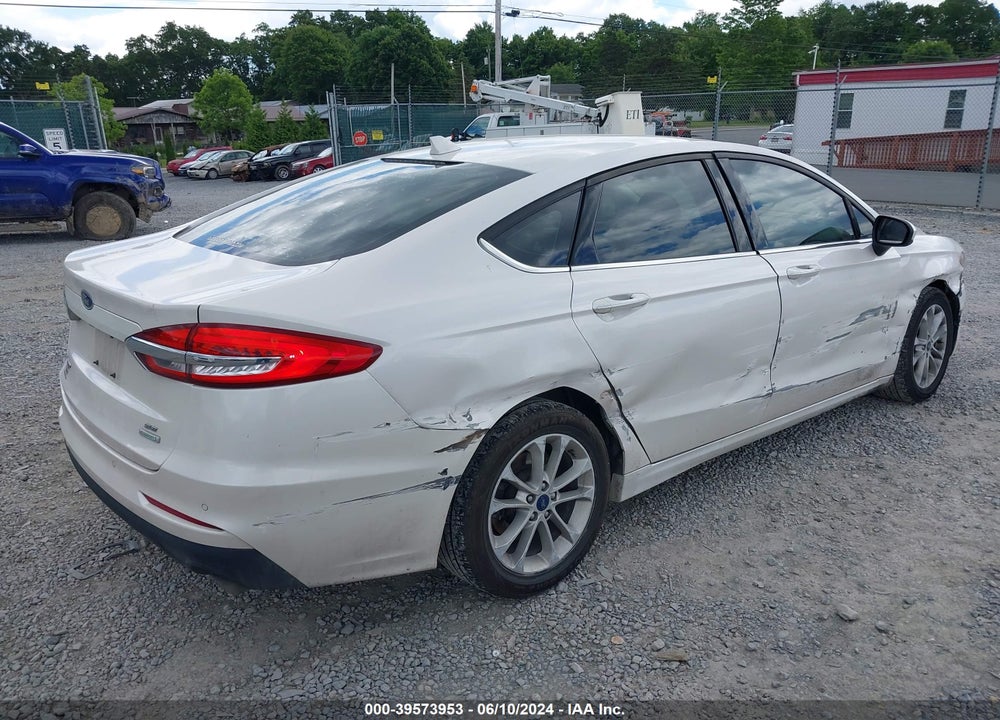 2020 FORD FUSION SE VIN: 3FA6P0HD3LR143256
