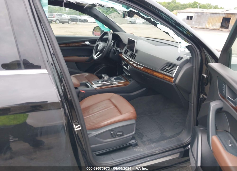 2018 AUDI Q5 2.0T PREMIUM/2.0T TECH PREMIUM VIN: WA1BNAFY4J2063647