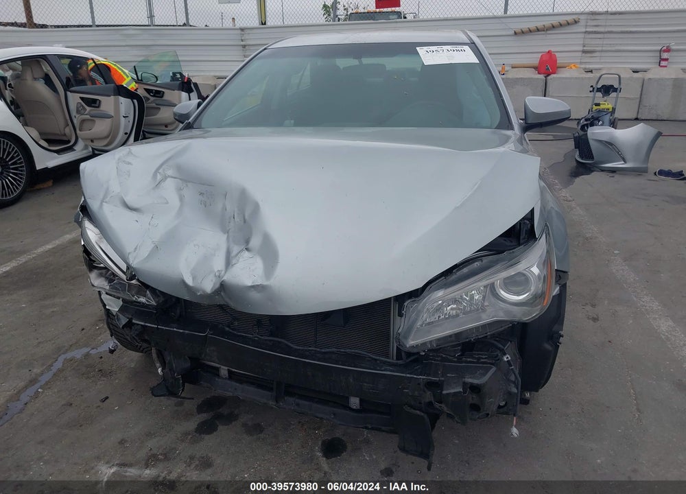 2016 TOYOTA CAMRY SE VIN: 4T1BF1FK6GU513550