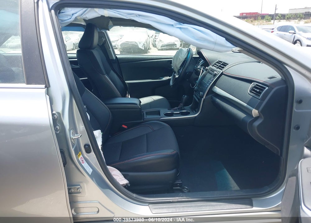 2016 TOYOTA CAMRY SE VIN: 4T1BF1FK6GU513550