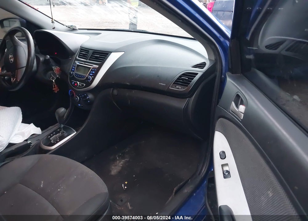 2013 HYUNDAI ACCENT GS VIN: KMHCT5AE9DU139923