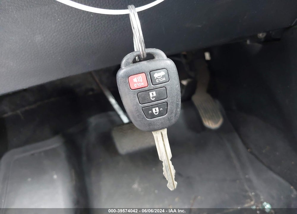 2016 TOYOTA COROLLA LE VIN: 2T1BURHE9GC505150