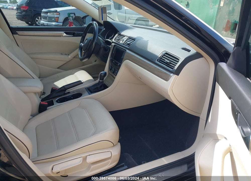 2016 VOLKSWAGEN PASSAT 1.8T SE VIN: 1VWBS7A33GC061529