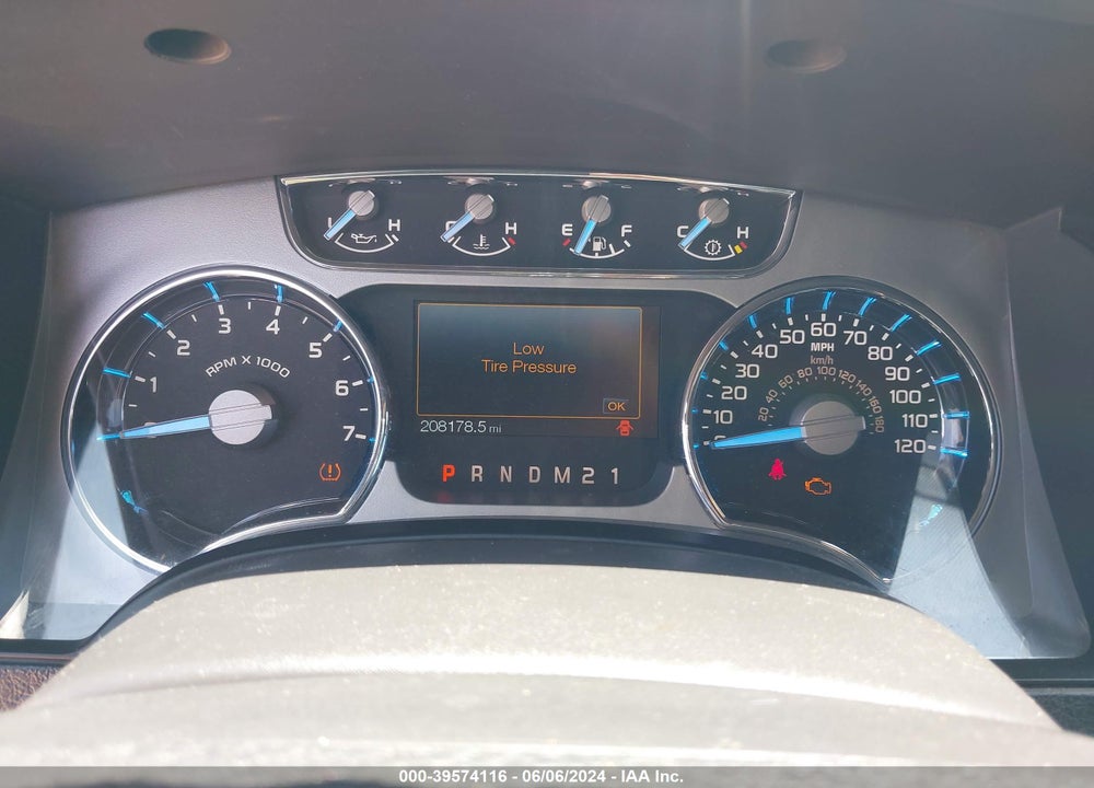 2011 FORD F-150 LARIAT LIMITED VIN: 1FTFW1E69BFB06197