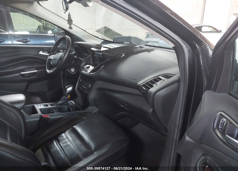 2018 FORD ESCAPE SEL VIN: 1FMCU9HD7JUB01037