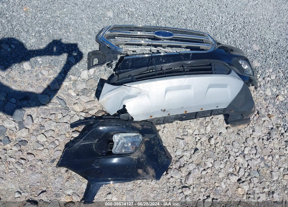 2018 FORD ESCAPE SEL VIN: 1FMCU9HD7JUB01037