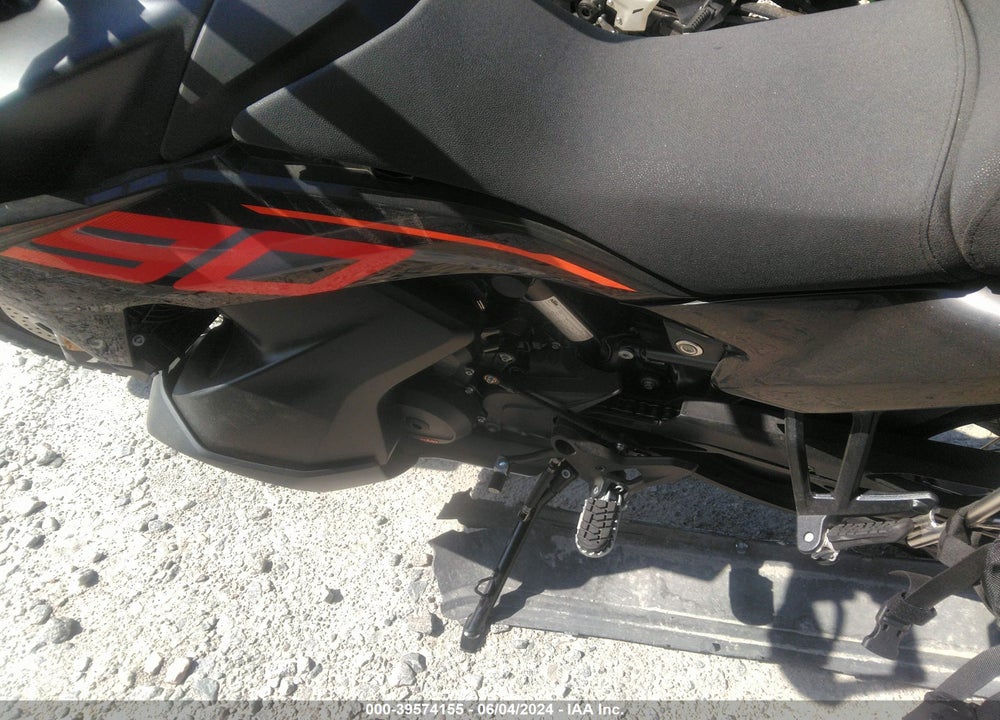 2024 KTM 790 DUKE VIN: LCETS7405RH703375
