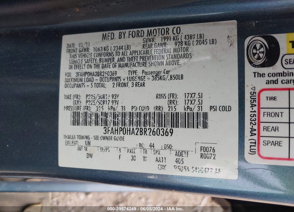 2011 FORD FUSION VIN: 3FAHP0HA2BR260369