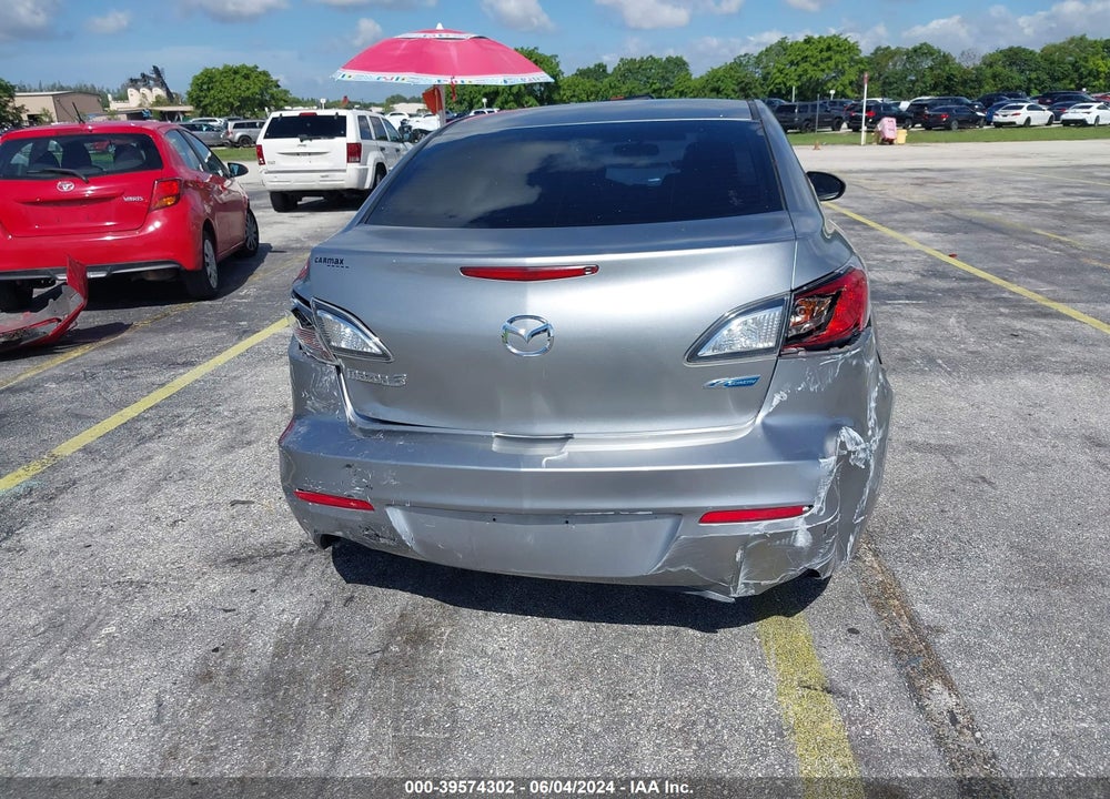 2013 MAZDA 3 I TOURING VIN: JM1BL1V70D1818646