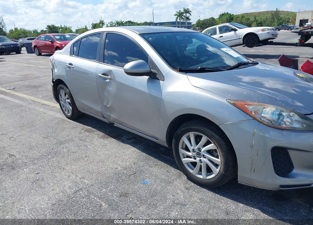 2013 MAZDA 3 I TOURING VIN: JM1BL1V70D1818646