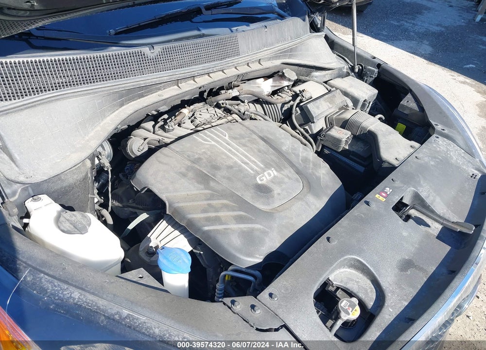 2018 KIA SORENTO 3.3L SX VIN: 5XYPK4A5XJG396556