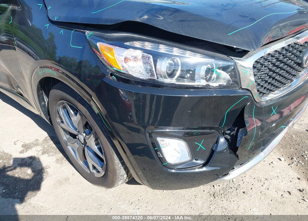 2018 KIA SORENTO 3.3L SX VIN: 5XYPK4A5XJG396556
