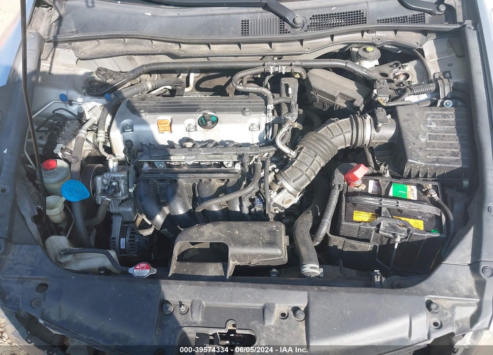 2010 HONDA ACCORD 2.4 EX VIN: 1HGCP2F74AA106635
