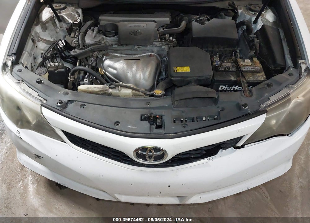 2013 TOYOTA CAMRY SE VIN: 4T1BF1FK4DU695938