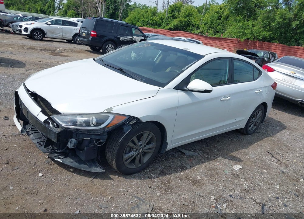 2018 HYUNDAI ELANTRA SEL VIN: 5NPD84LF9JH226110