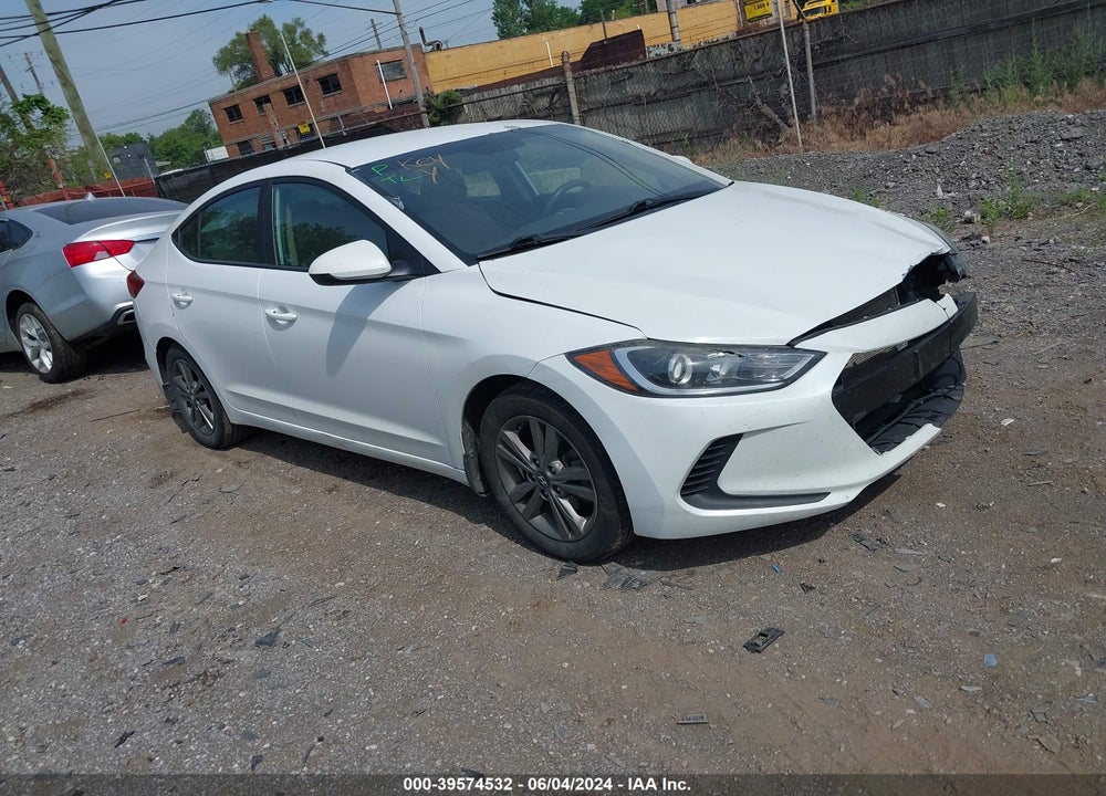 2018 HYUNDAI ELANTRA SEL VIN: 5NPD84LF9JH226110