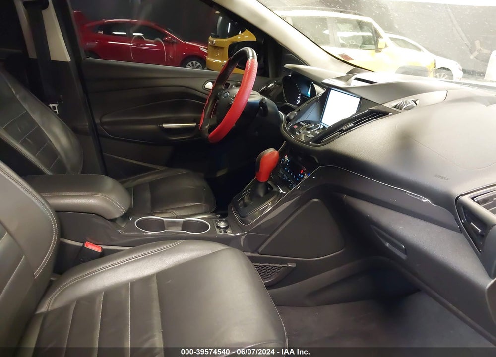 2015 FORD ESCAPE TITANIUM VIN: 1FMCU9J92FUB33536