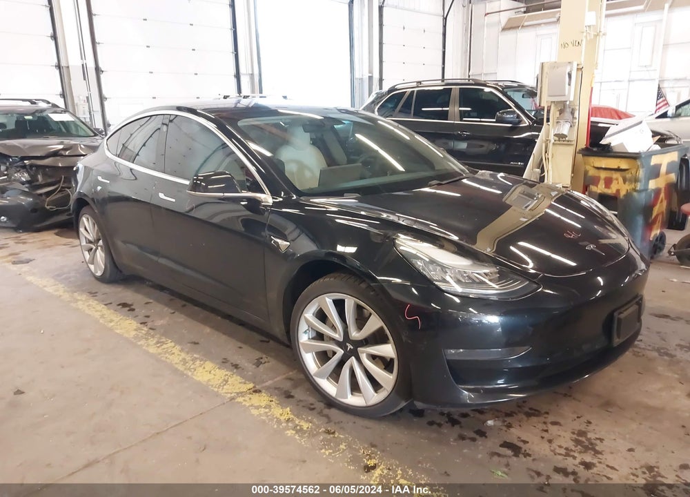 2018 TESLA MODEL 3 LONG RANGE/PERFORMANCE VIN: 5YJ3E1EB0JF188486