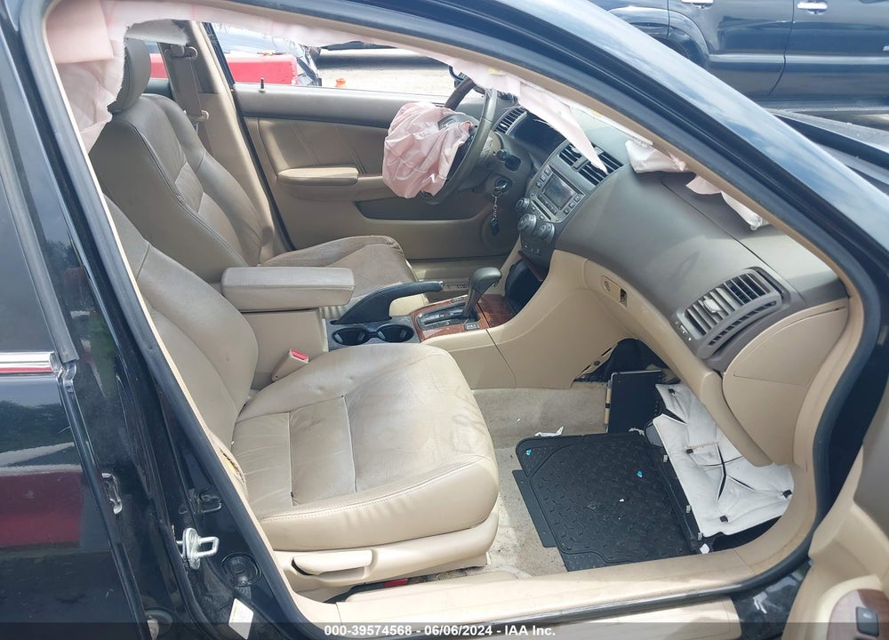 2007 HONDA ACCORD 2.4 EX VIN: 1HGCM56827A190403