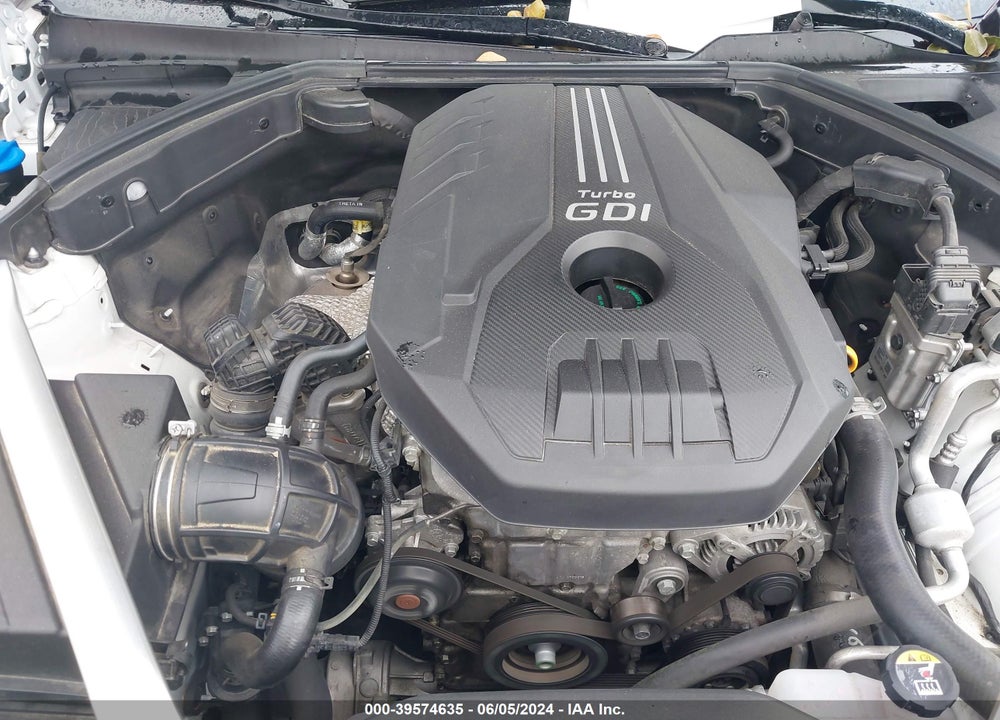 2021 GENESIS G70 2.0T RWD VIN: KMTG44LA8MU072353