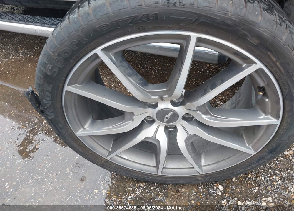 2021 GENESIS G70 2.0T RWD VIN: KMTG44LA8MU072353