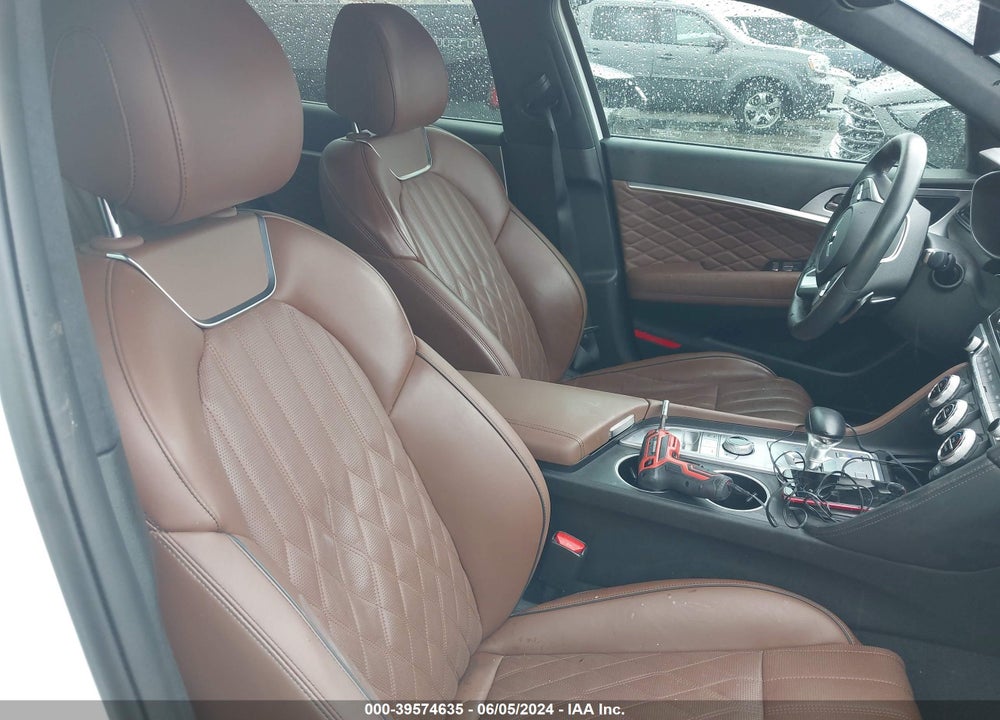 2021 GENESIS G70 2.0T RWD VIN: KMTG44LA8MU072353