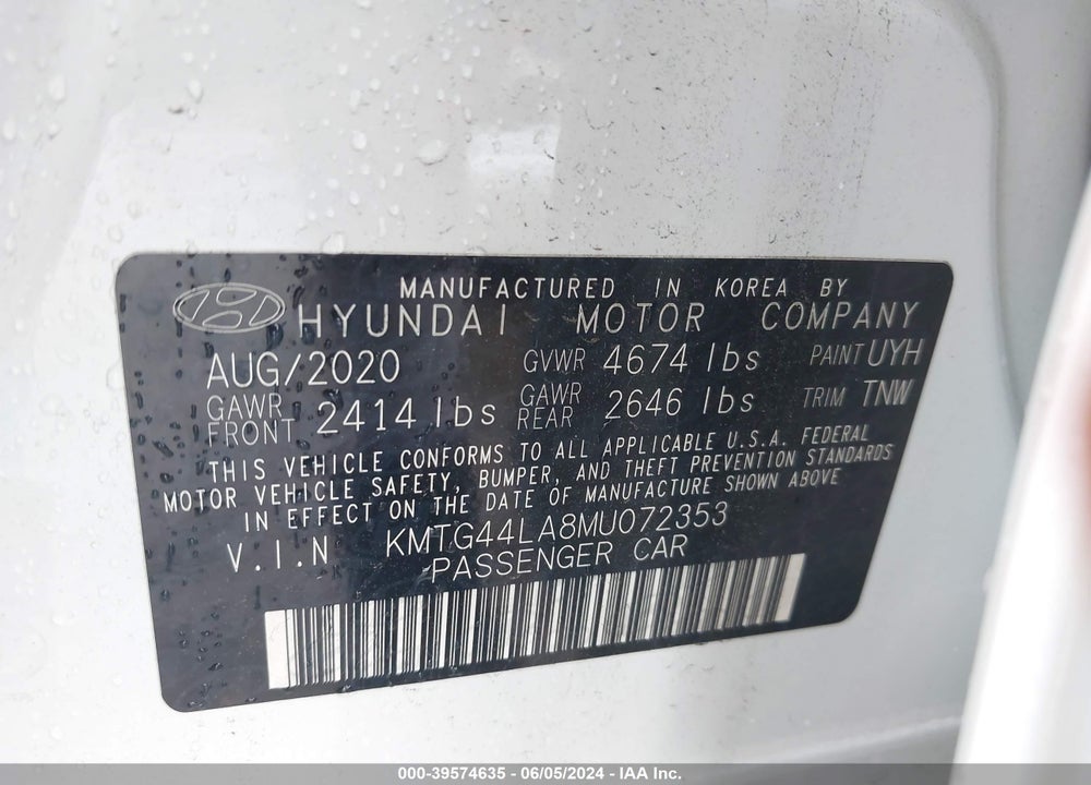2021 GENESIS G70 2.0T RWD VIN: KMTG44LA8MU072353