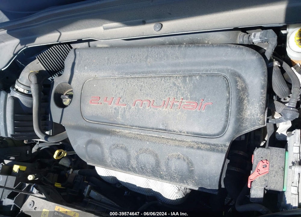 2017 JEEP RENEGADE LATITUDE 4X4 VIN: ZACCJBBB0HPF56142