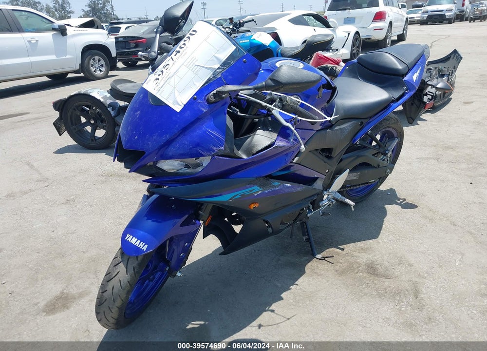 2024 YAMAHA YZFR3 A VIN: MH3RH18Y4RK013790