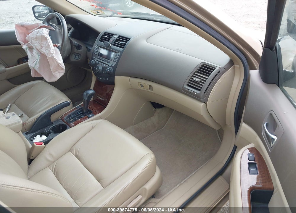2006 HONDA ACCORD 3.0 EX VIN: 1HGCM66546A014639