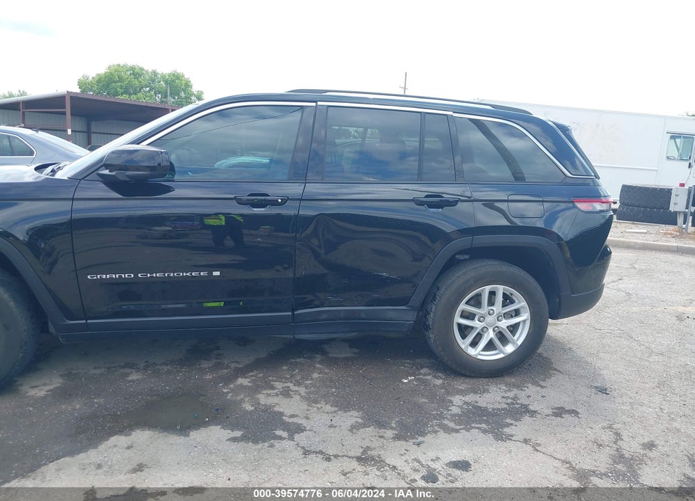 2023 JEEP GRAND CHEROKEE LAREDO 4X4 VIN: 1C4RJHAG1PC536186