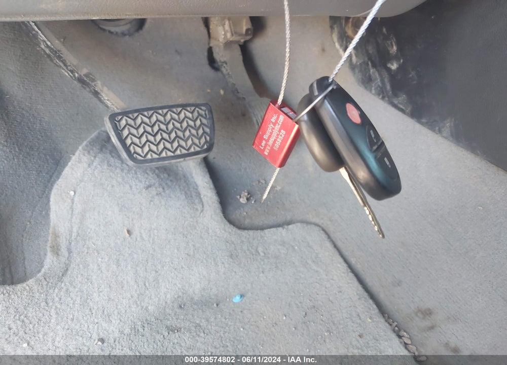 2010 TOYOTA TUNDRA GRADE 5.7L V8 VIN: 5TFUW5F19AX115105