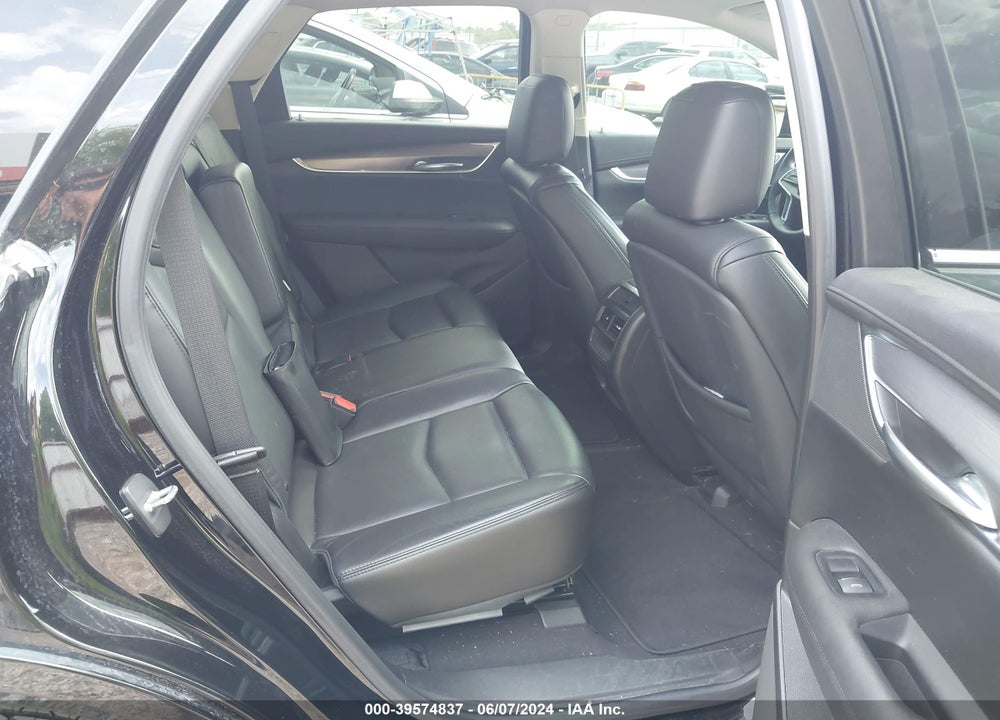 2017 CADILLAC XT5 LUXURY VIN: 1GYKNBRS1HZ285738