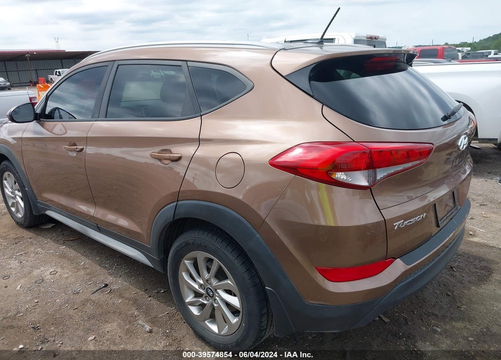 2017 HYUNDAI TUCSON SE VIN: KM8J33A4XHU397585