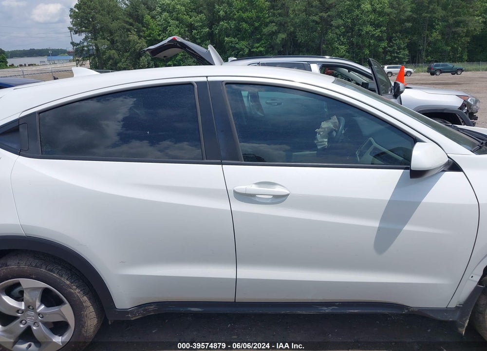 2022 HONDA HR-V AWD LX VIN: 3CZRU6H31NM773958
