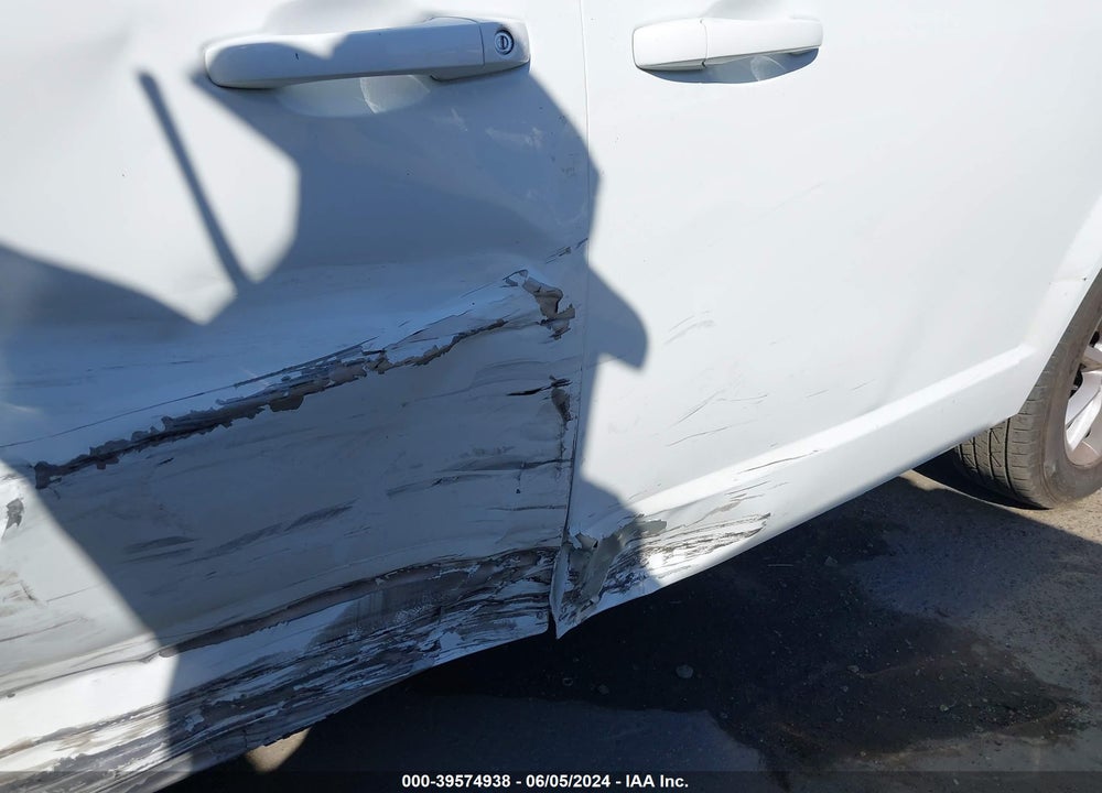 2018 DODGE GRAND CARAVAN SXT VIN: 2C4RDGCG5JR205978