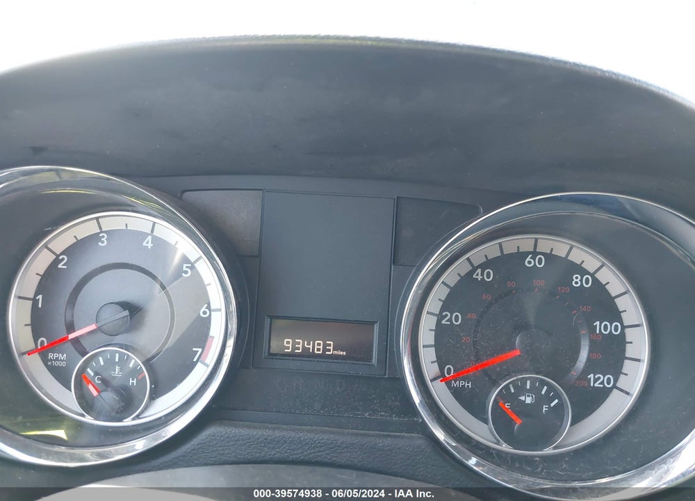 2018 DODGE GRAND CARAVAN SXT VIN: 2C4RDGCG5JR205978
