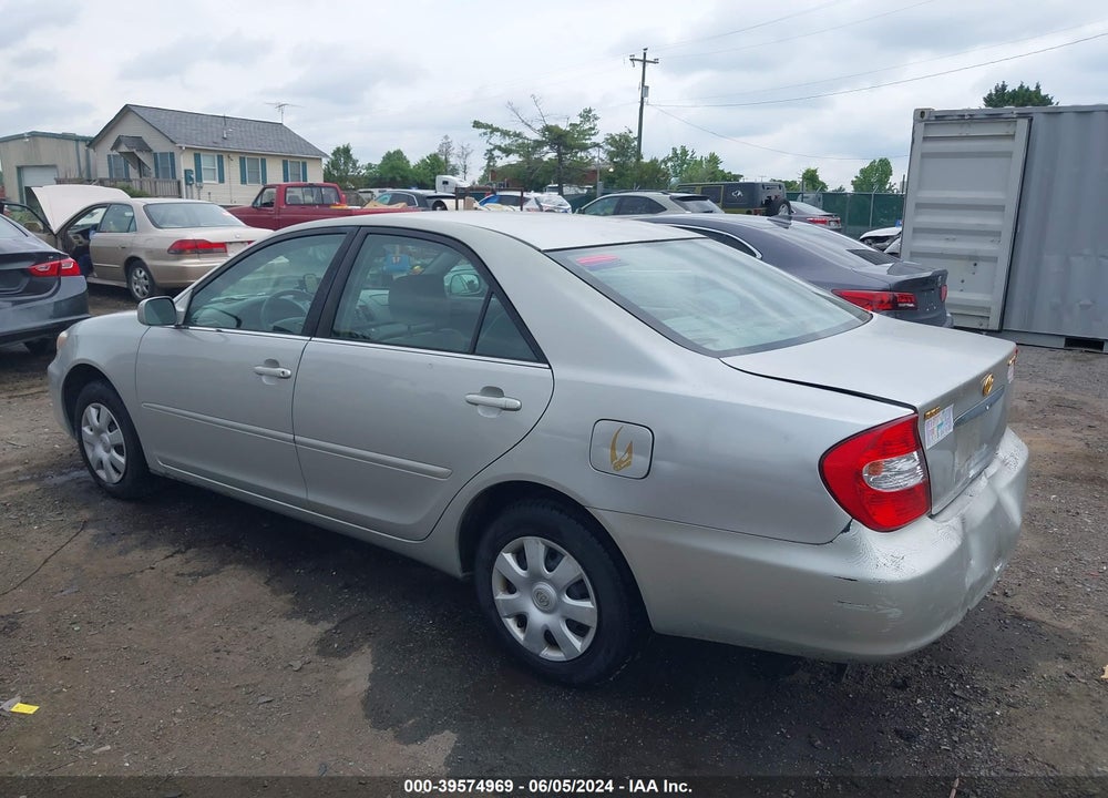 2002 TOYOTA CAMRY LE VIN: 4T1BE32KX2U107350