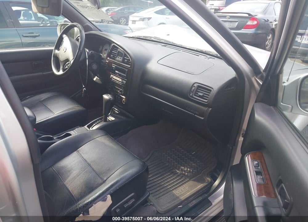 2002 NISSAN PATHFINDER LE/SE VIN: JN8DR09Y52W742494