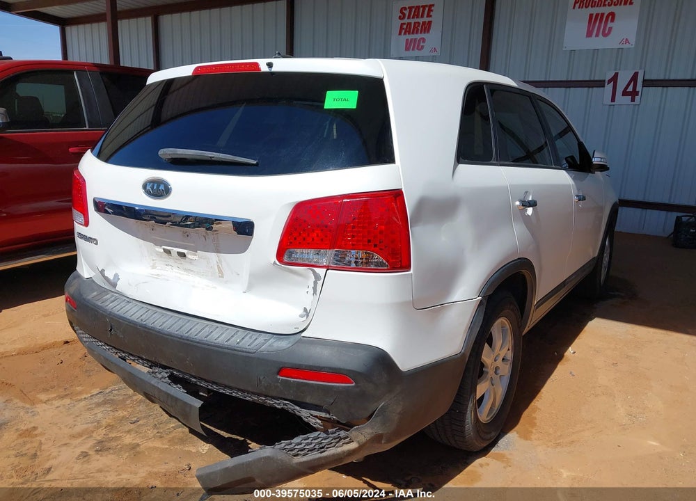 2013 KIA SORENTO LX VIN: 5XYKT3A1XDG350938