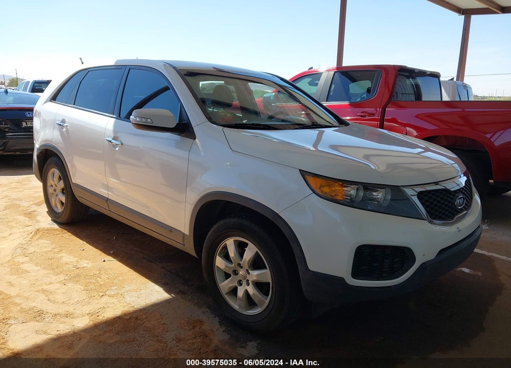 2013 KIA SORENTO LX VIN: 5XYKT3A1XDG350938