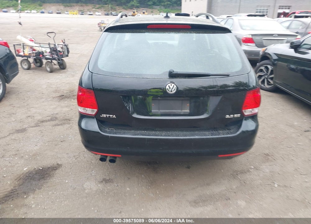 2013 VOLKSWAGEN JETTA SPORTWAGEN SE W/SUNROOF VIN: 3VWPP7AJXDM600504