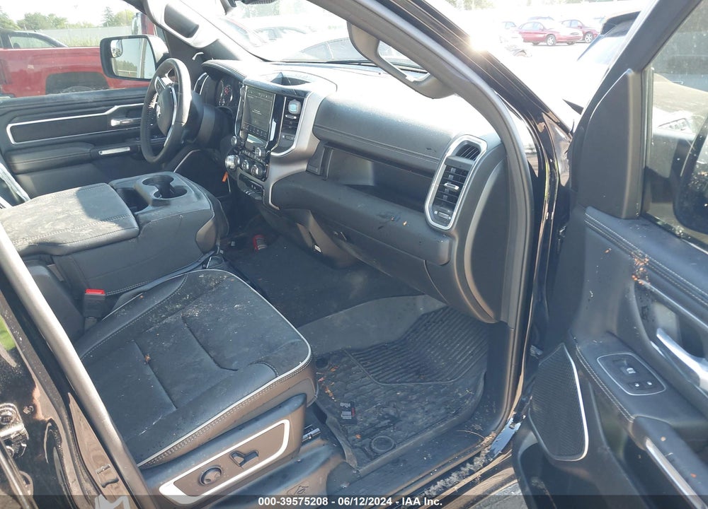 2024 RAM 1500 LAIE  4X4 5'7 BOX VIN: 1C6SRFJT1RN104093