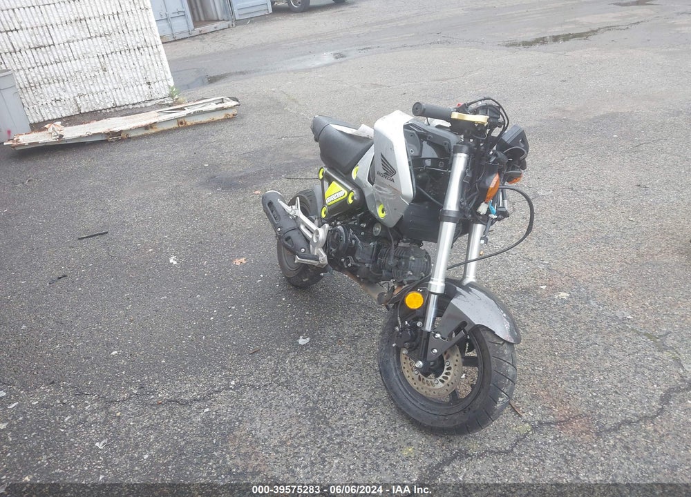 2023 HONDA GROM 125 VIN: MLHJC9215P5104645