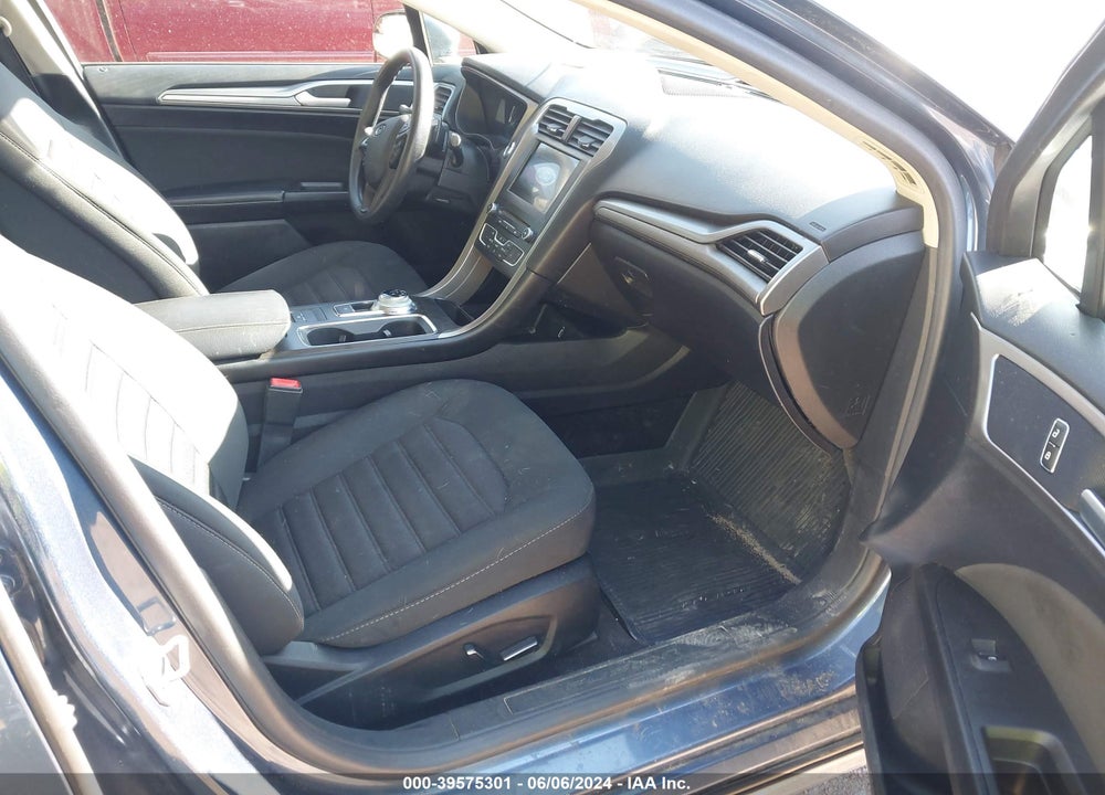 2018 FORD FUSION SE VIN: 3FA6P0HD8JR217106