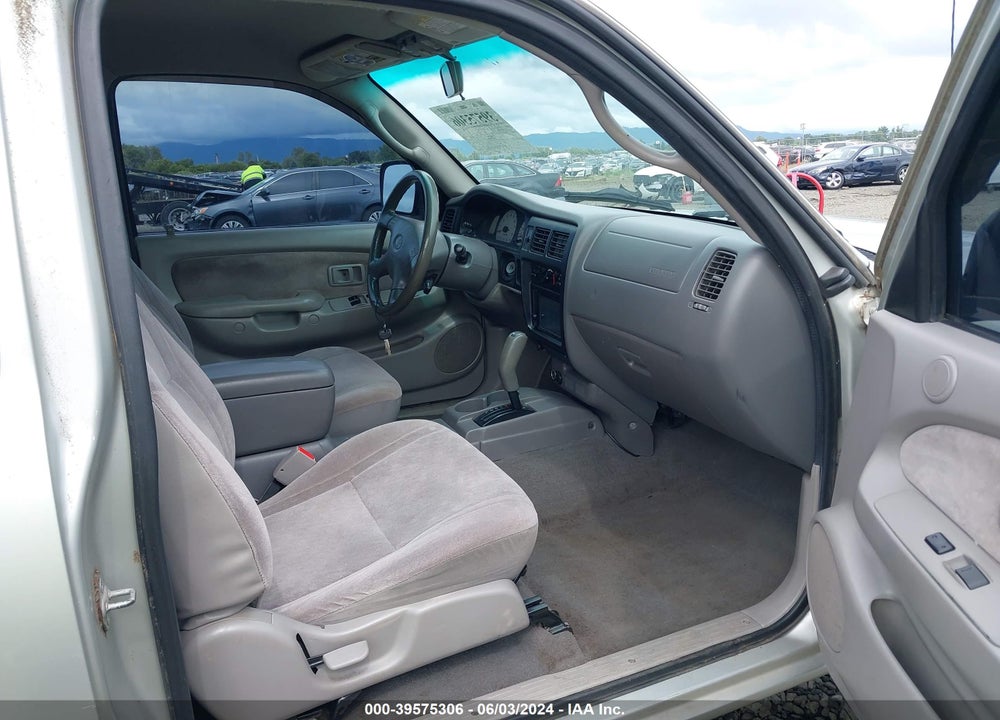 2002 TOYOTA TACOMA VIN: 5TESN92N62Z008713