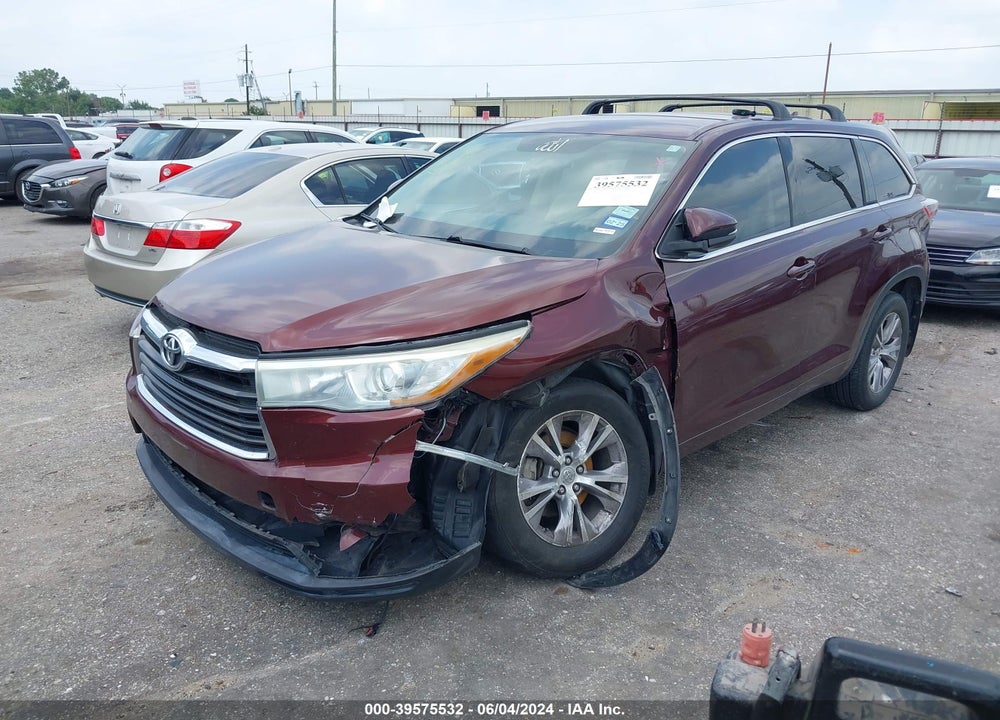 2015 TOYOTA HIGHLANDER LE PLUS V6 VIN: 5TDBKRFH8FS088600