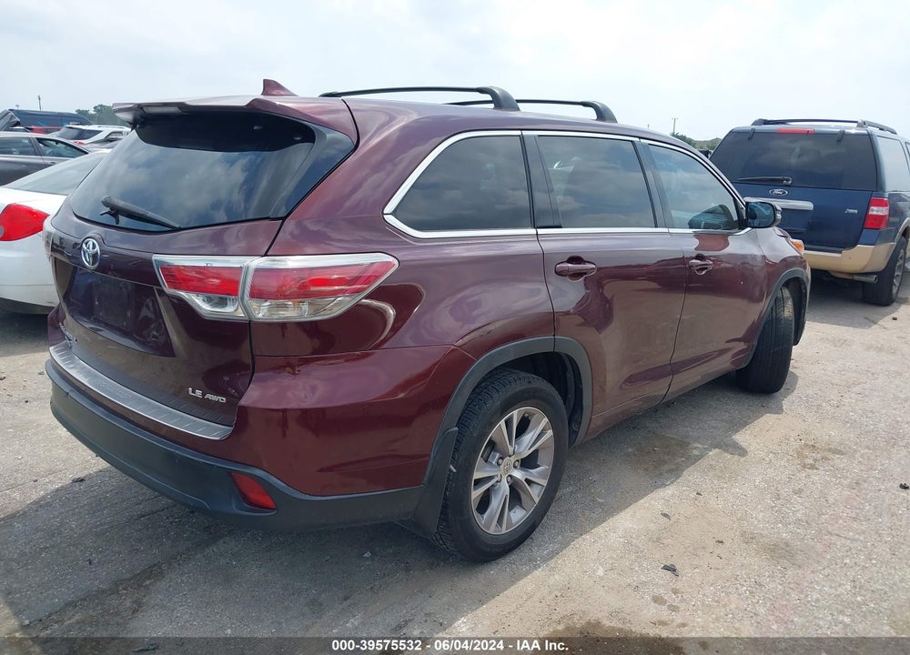 2015 TOYOTA HIGHLANDER LE PLUS V6 VIN: 5TDBKRFH8FS088600