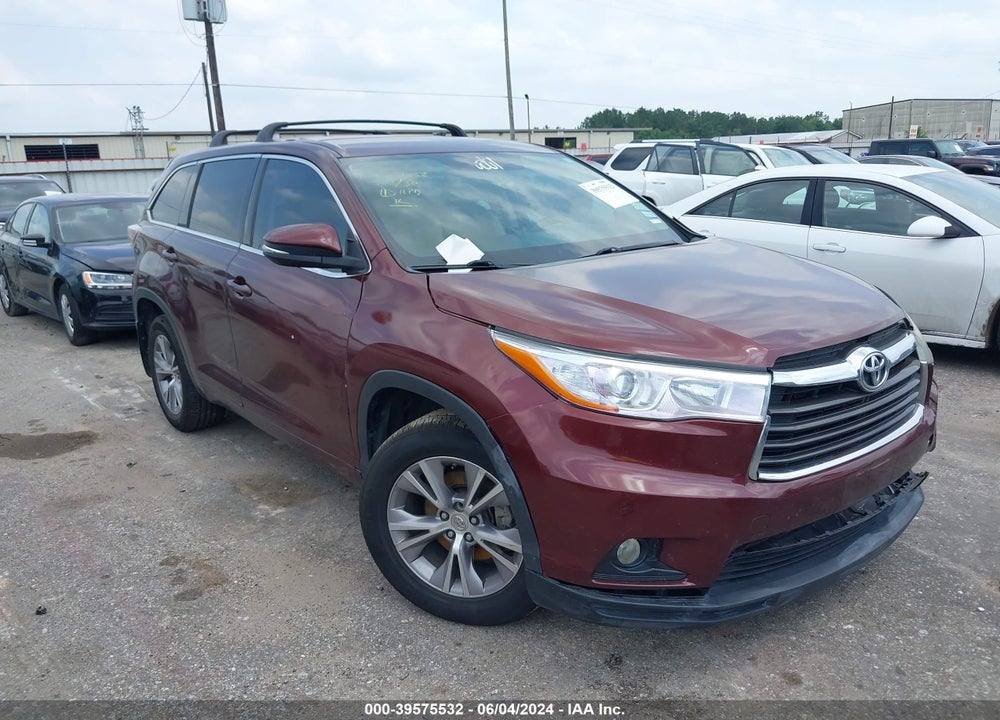 2015 TOYOTA HIGHLANDER LE PLUS V6 VIN: 5TDBKRFH8FS088600