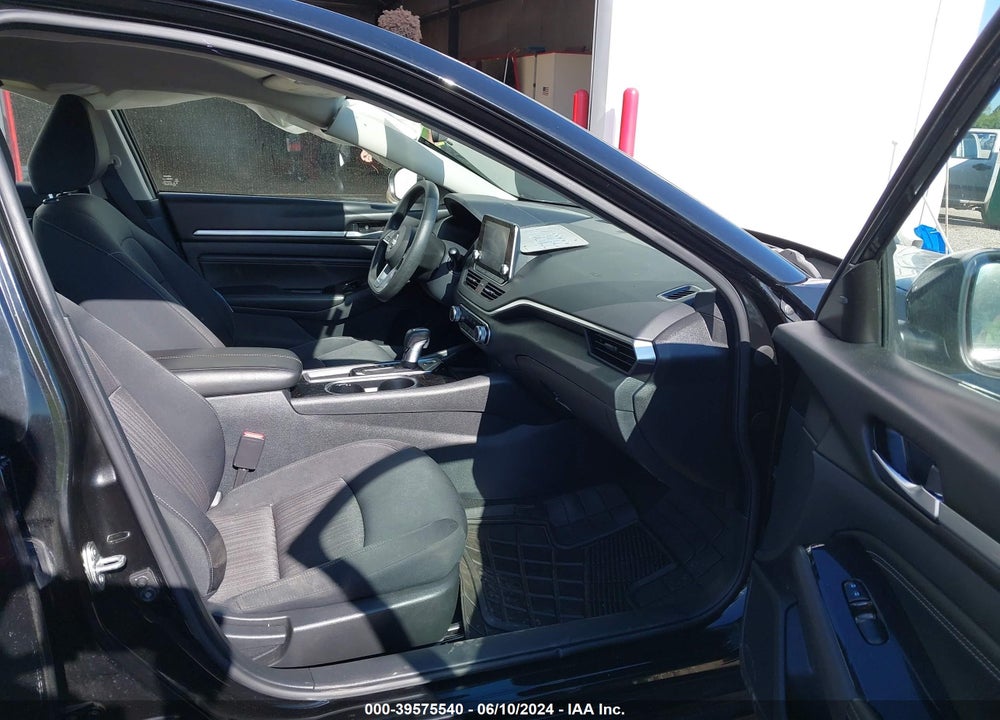 2021 NISSAN ALTIMA SV FWD VIN: 1N4BL4DV9MN365143